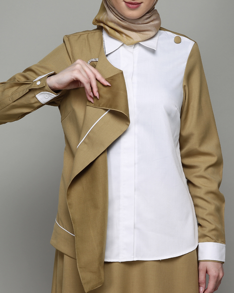 One Set Twotone Flap San Carlos Broken White Midi (Shirt & Skirt)