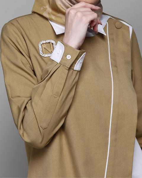 One Set Twotone Flap San Carlos Broken White Midi (Shirt & Skirt)