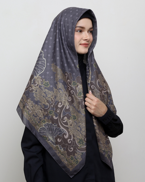 Cakra Hurricane Square