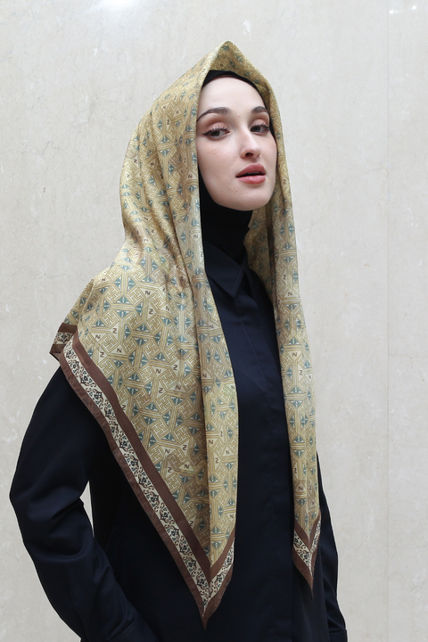 Moorish Bison Hide Square