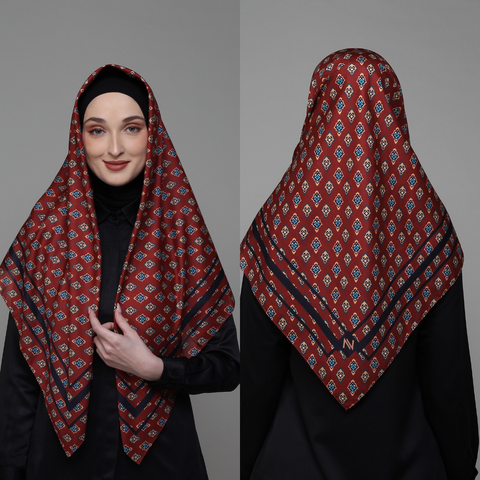 Monogram Arabesque Square