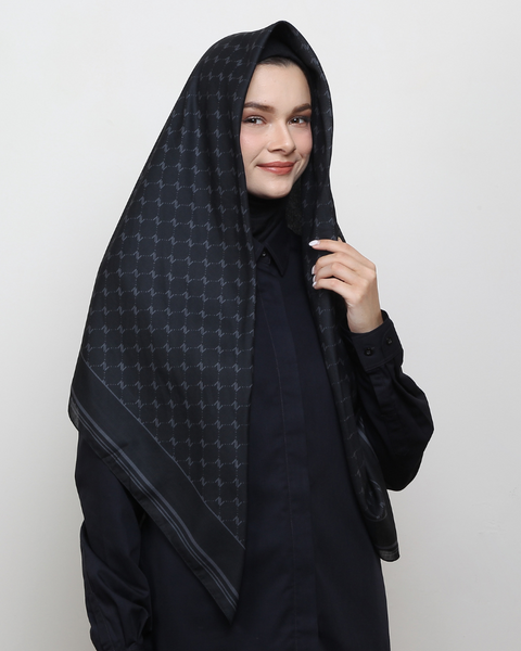 Monogram Black Square