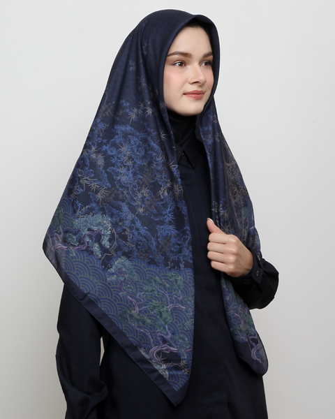 Wisesa Ebony Clay Square