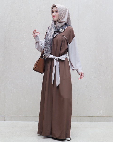 Twotone Pleats Pearl Millbrook Dress