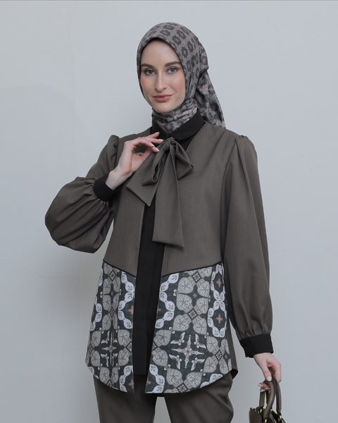2in1 Tapa Natya Shirt