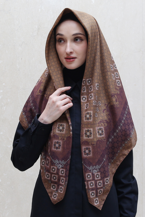 De Nuestra Livid Brown Square