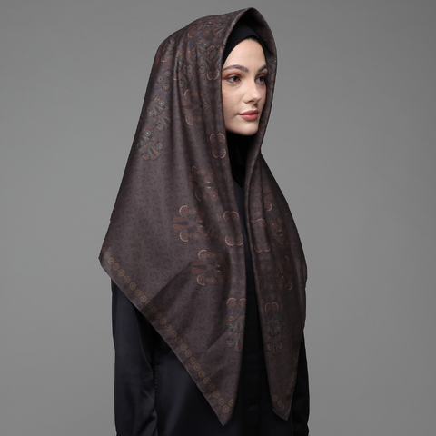 Sands of Bloom Lisbon Brown Square