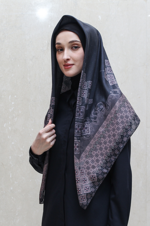 De Nuestra Old Lavender Square