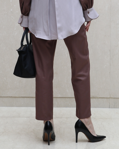 Woody Brown Pipe Pants