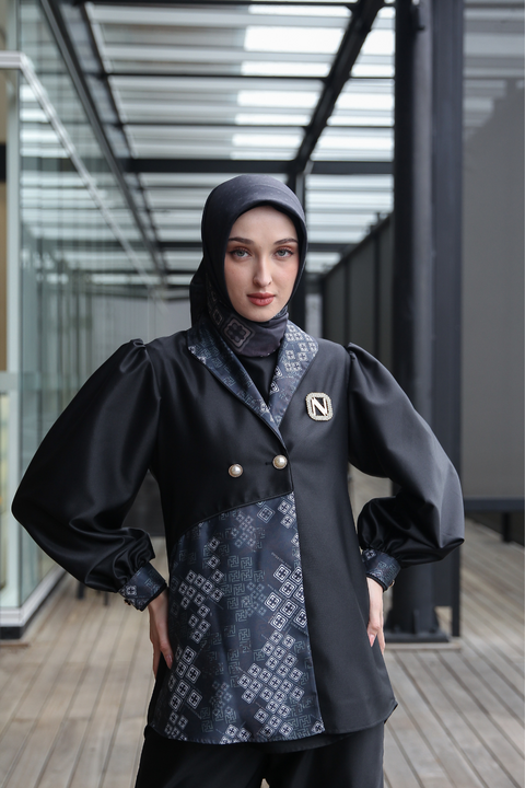 De Nuestra Woodsmoke Black Mako (Shirt & Culotte)