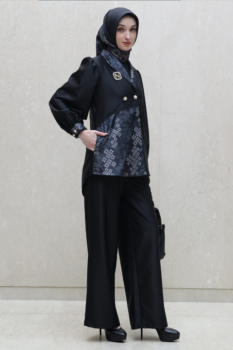 De Nuestra Woodsmoke Black Mako (Shirt & Culotte)