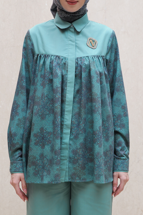 Mezquita Pleats Neptune Green Shirt