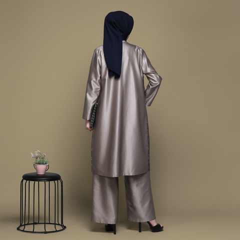 Outer Shadow Arona Exclusive Batik (Tunic & Culotte)
