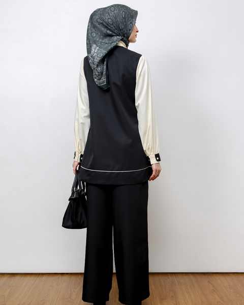 2in1 Ruffle Ebony Black Shirt