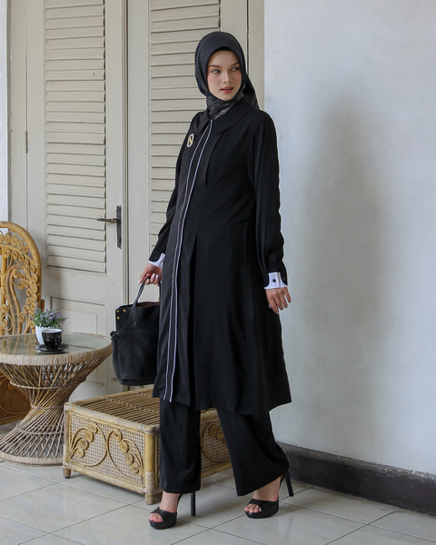 Single Pleat Black Tunic
