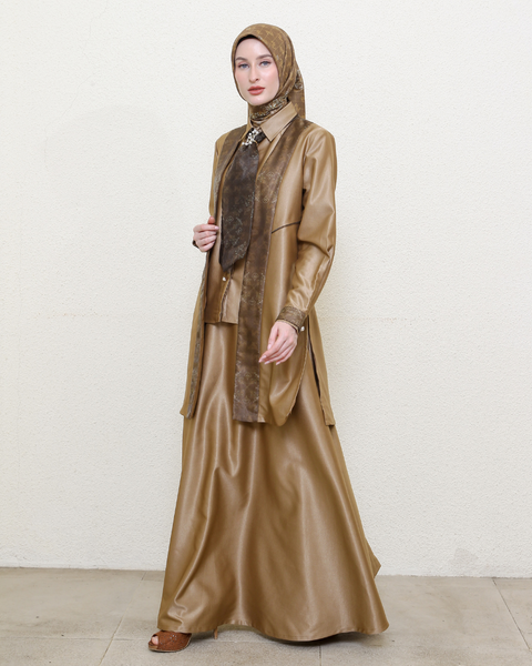 Giri Roman (Midi Shirt + Skirt)