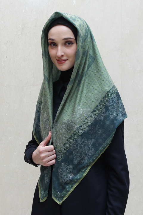 Mezquita Pewter Green Square