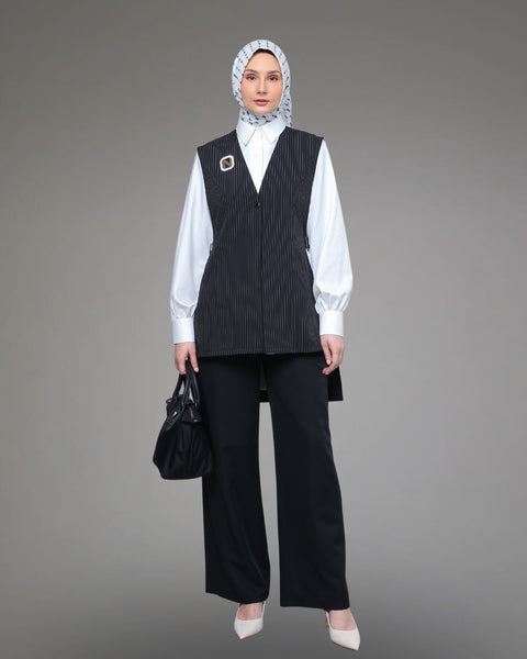 Broken White Latta Vest & Shirt