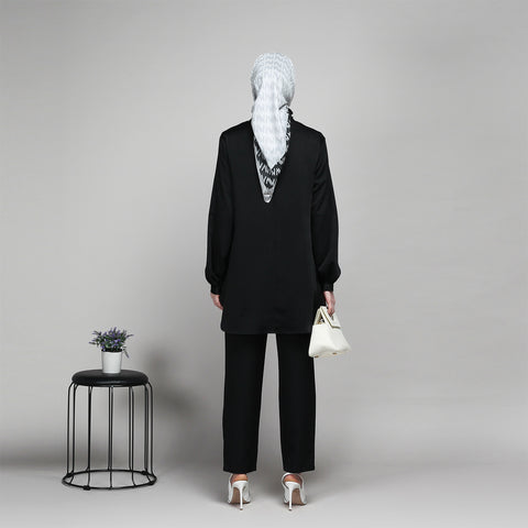 Monochrome Ribbon Sister Black Blouse