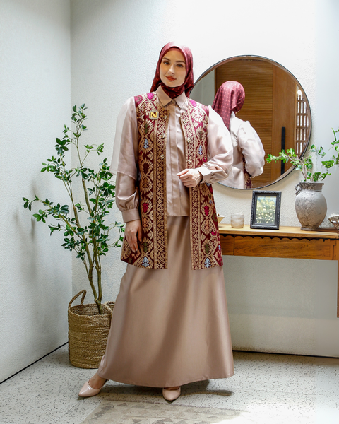 Jembrana Shell Midi Set