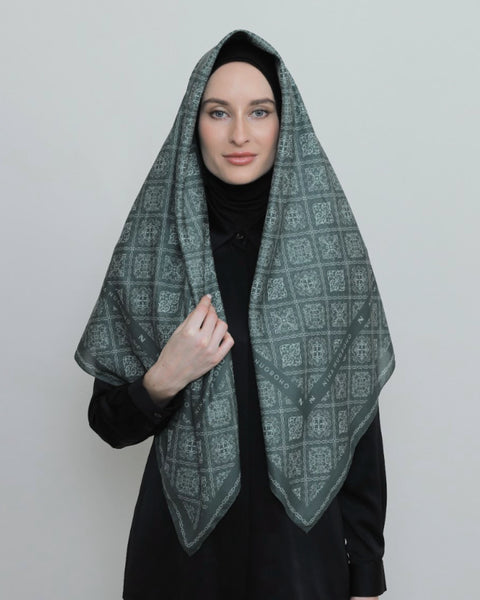 Askanah Spruce Square