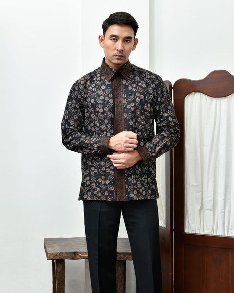 Black Gayo Men’s Shirt