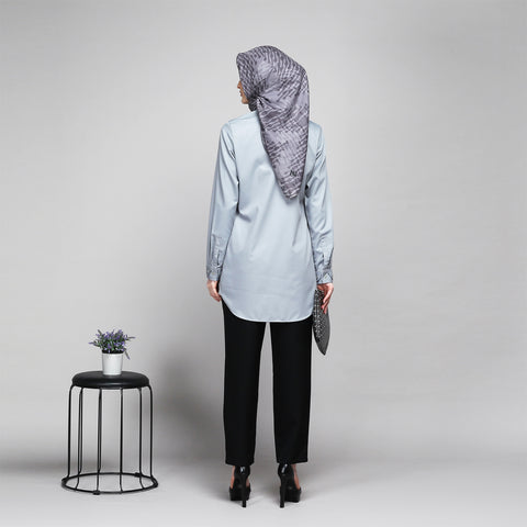 Basic Spindle Shirt