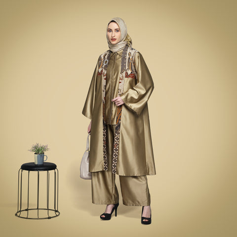 1 SET Outer Bell Bright Gold Exclusive Batik (Shirt, Culotte)