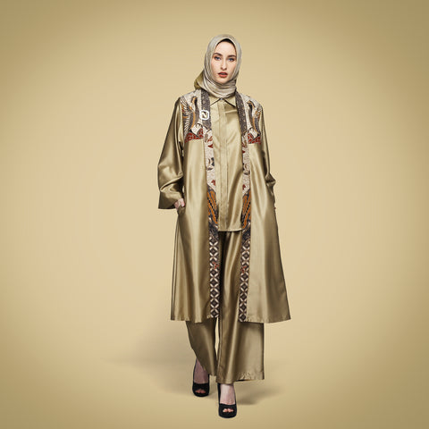 1 SET Outer Bell Bright Gold Exclusive Batik (Shirt, Culotte)