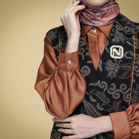 Puff Blazer Piping Rust Exclusive Batik (Shirt, Culotte & Rompi)