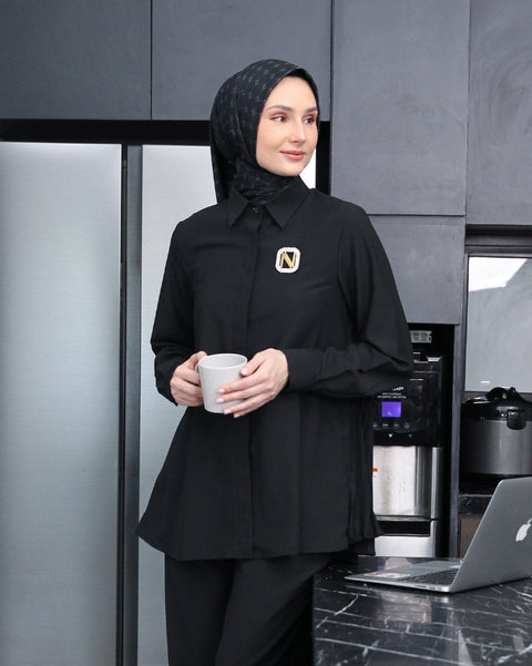 Pleats Black Latta Shirt